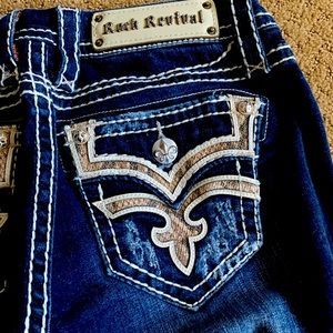 Rock revival crop jeans